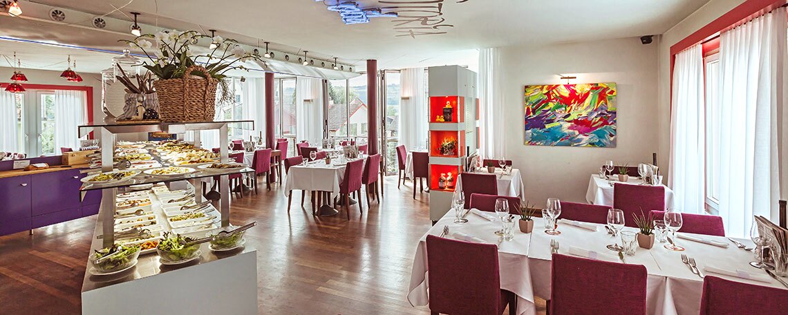 Team-Mitarbeiter*in Service 100%, 1. Bild